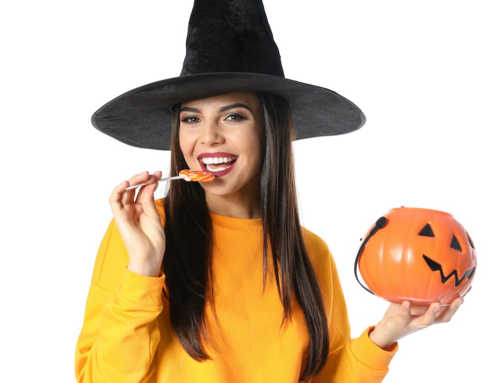 halloween-candy-and-your-teeth-how-to-keep-your-smile-safe-while-trick-or-treating