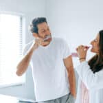 how-to-maintain-healthy-teeth-and-gums-at-home